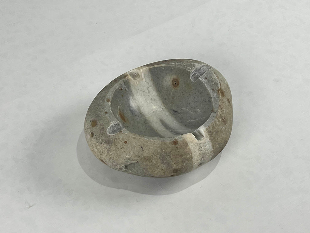 River Stone Whited Stroked Ash Tray