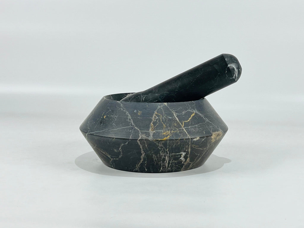 Gold Streaked Black Mortar & pestle