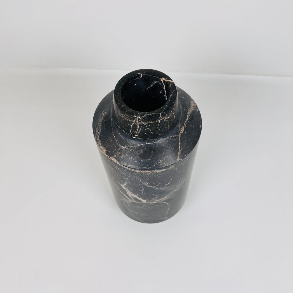 Cylindrical Golden Webbed Vase