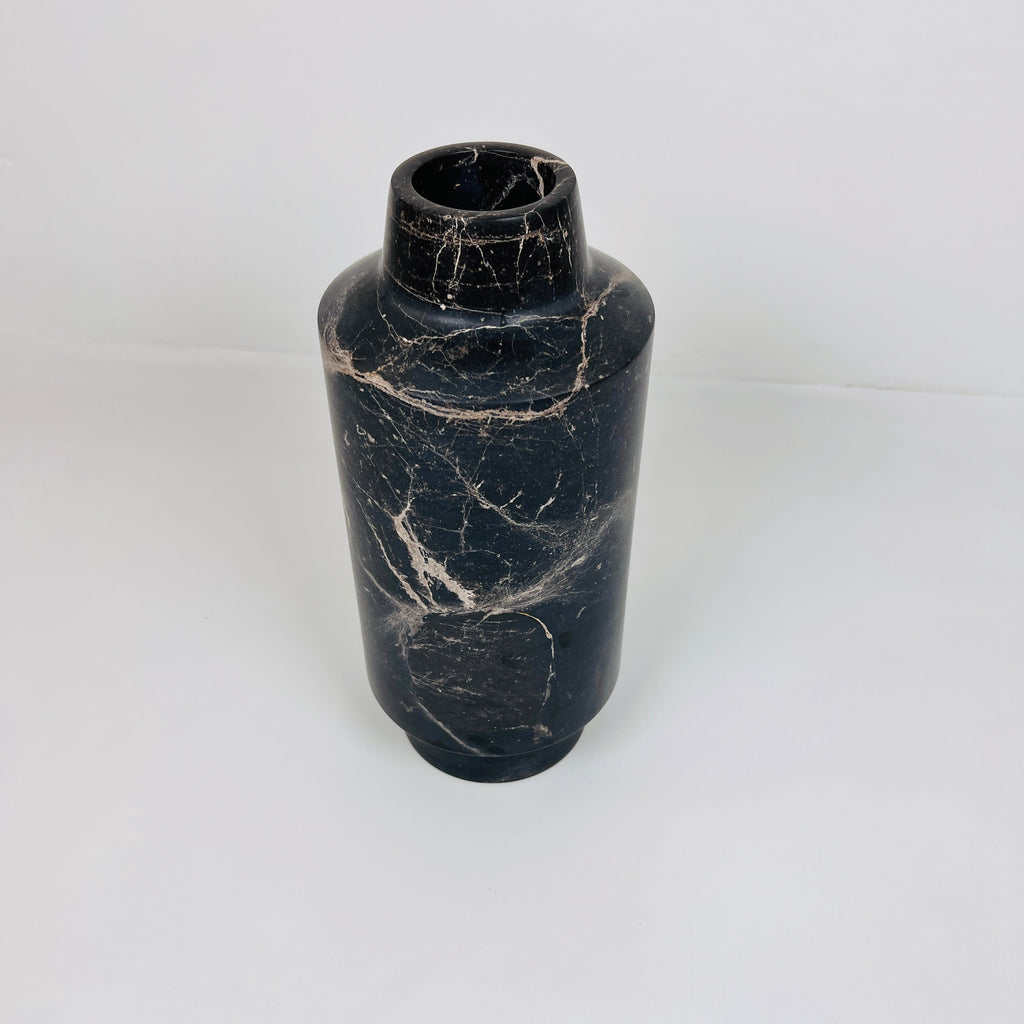 Cylindrical Golden Webbed Vase