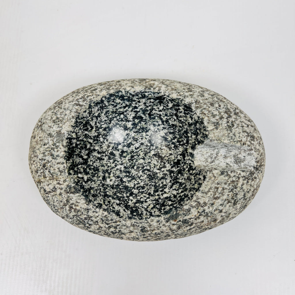 River Stone Black Speckled Ash Tray