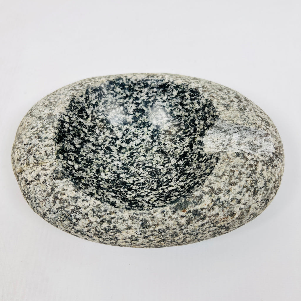 River Stone Black Speckled Ash Tray