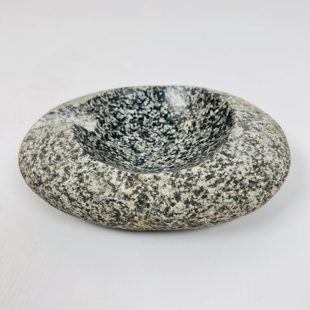 River Stone Black Speckled Ash Tray