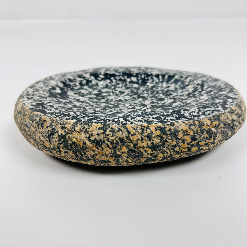 Riverstone White Speckled Soap Dish