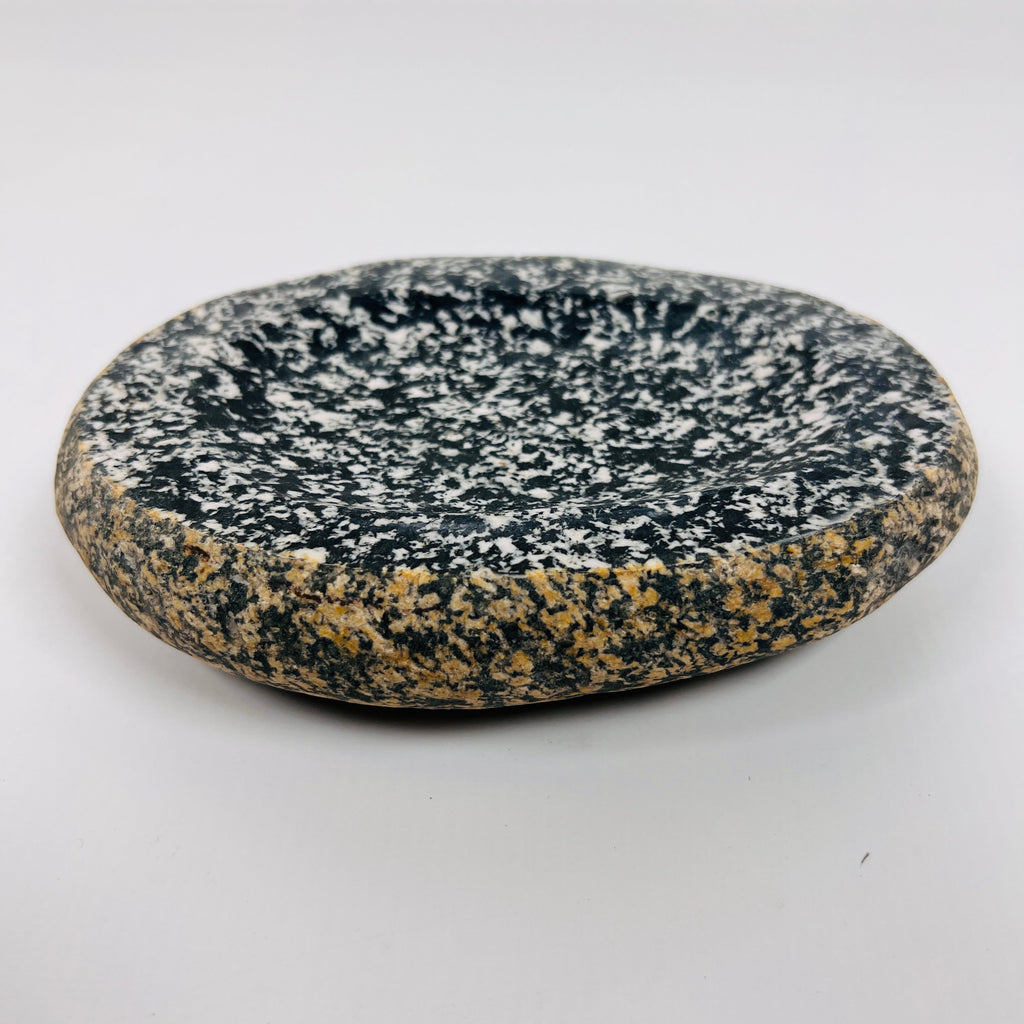 Riverstone White Speckled Soap Dish