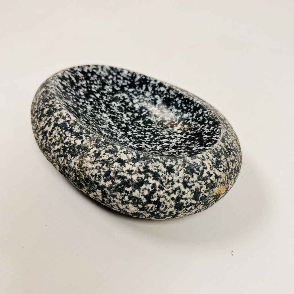 Riverstone Mosaic Spotted Soap Dish