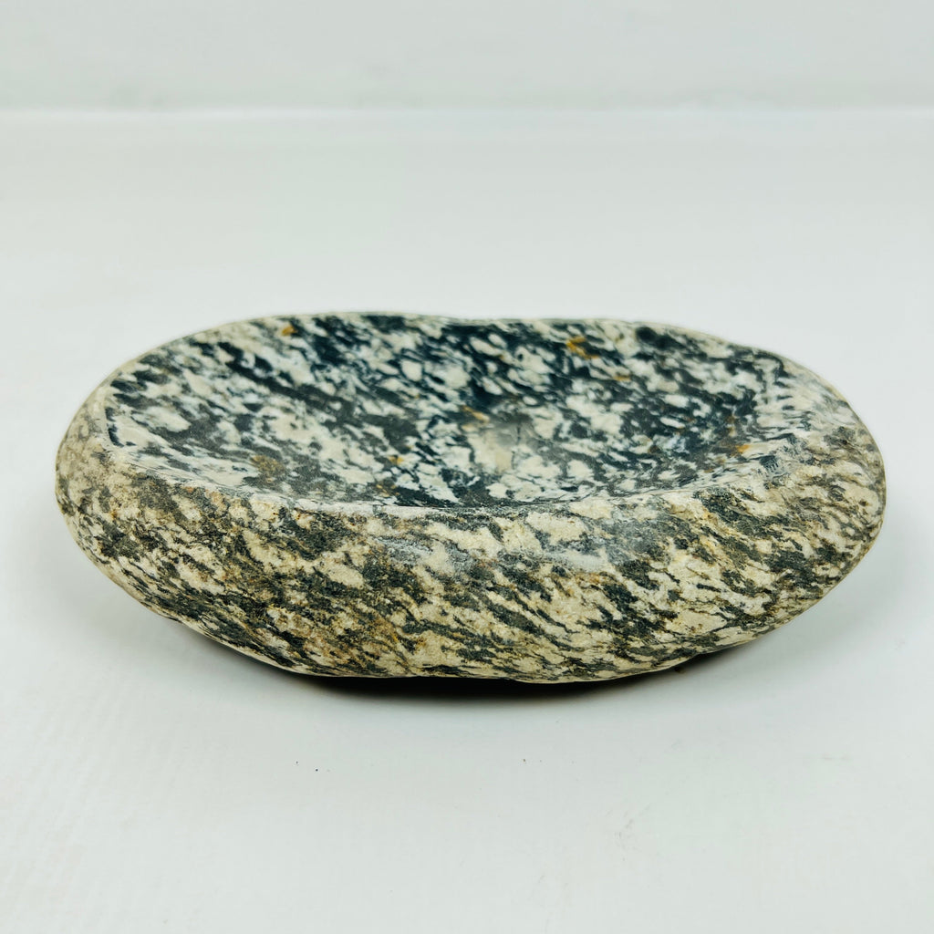 Riverstone Zebra Striped Soap Dish