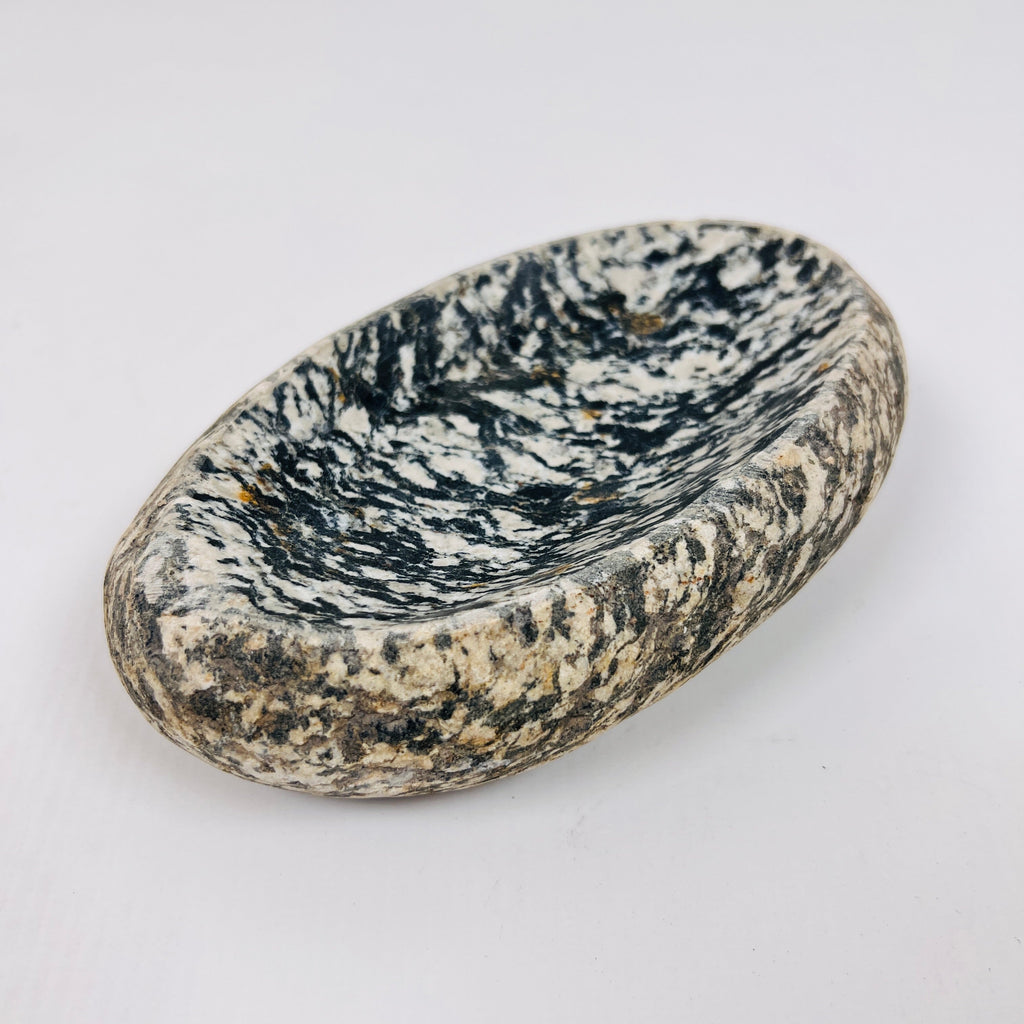 Riverstone Zebra Striped Soap Dish