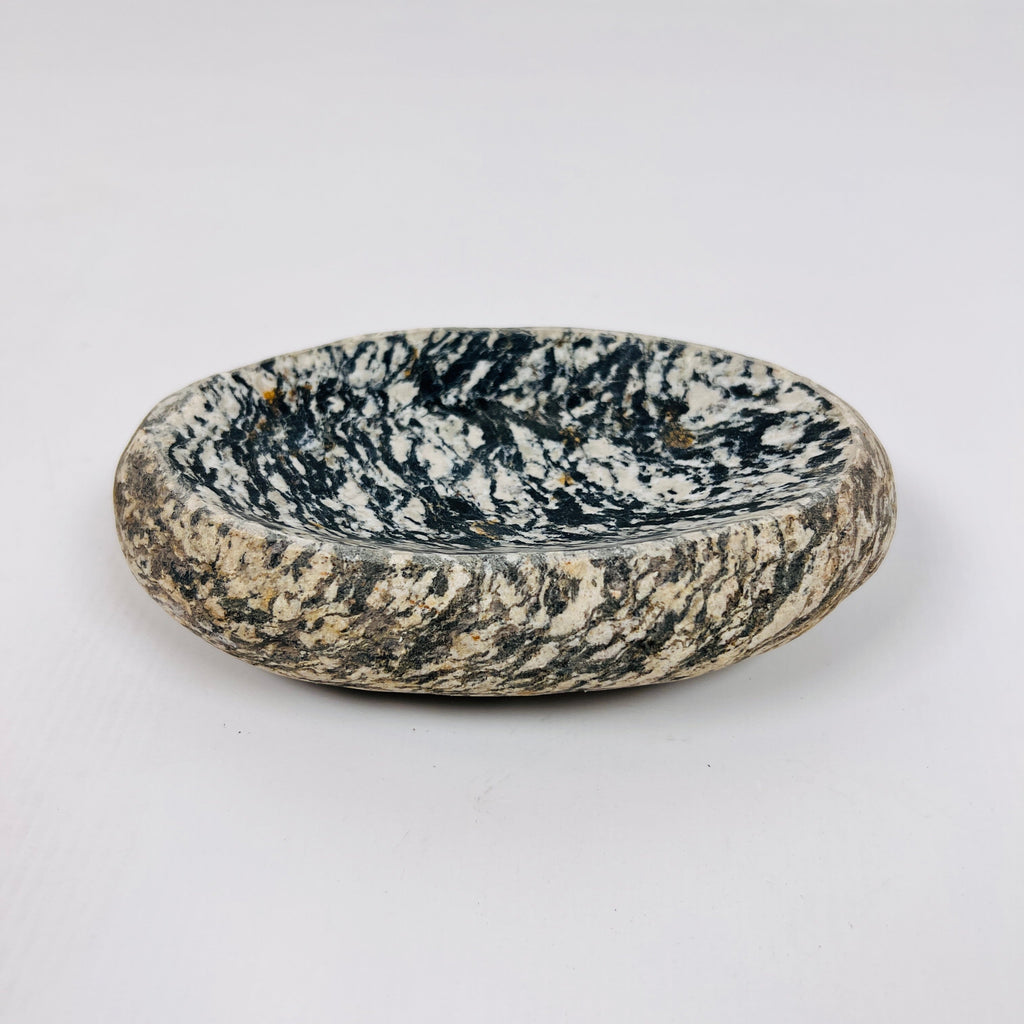 Riverstone Zebra Striped Soap Dish