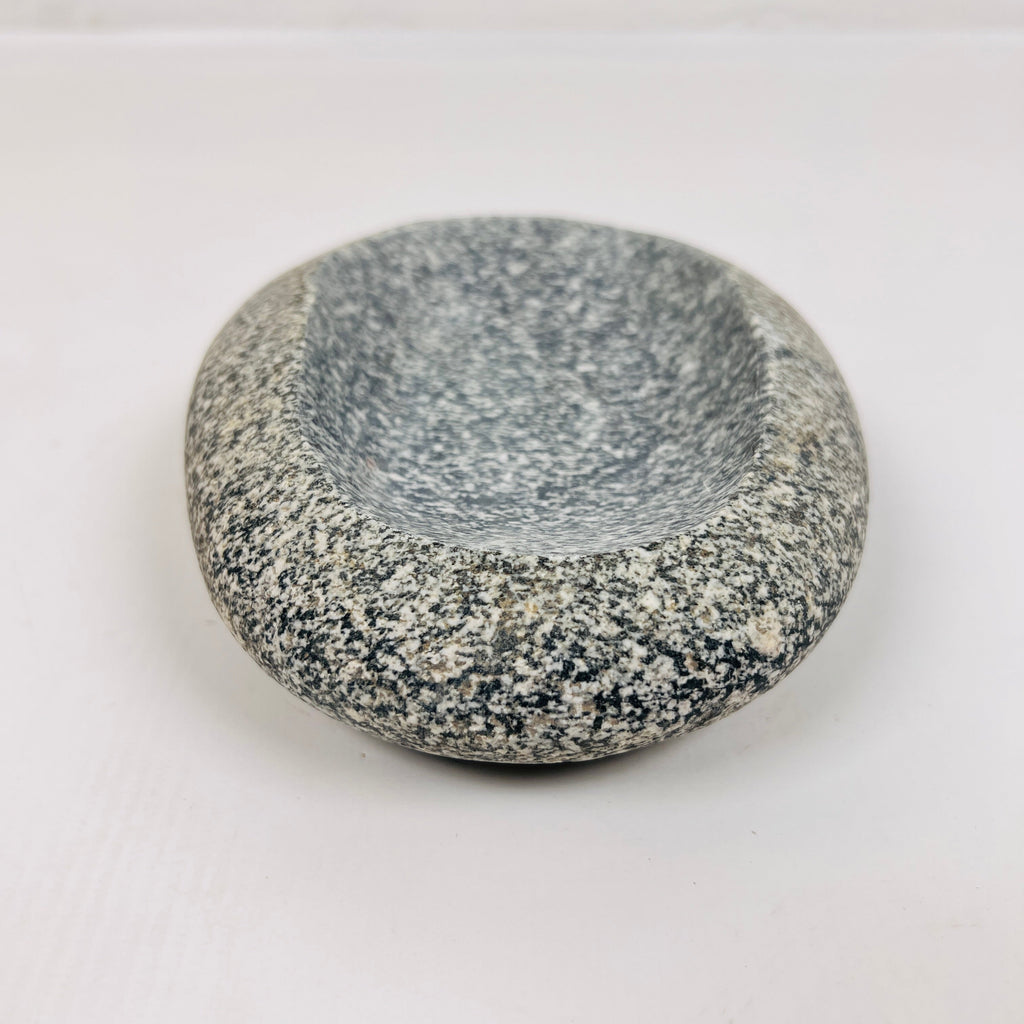 Riverstone Pebble Speckled Soap Dish