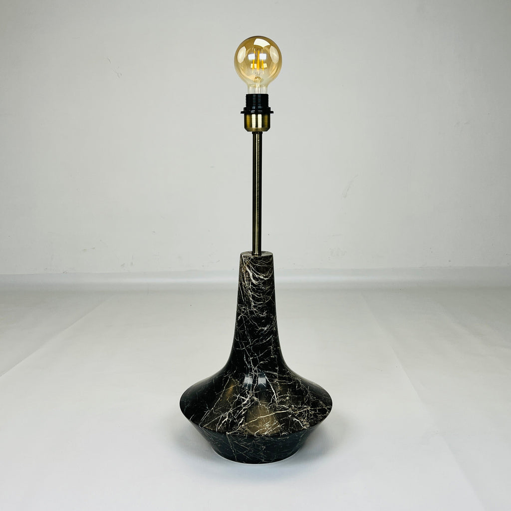 Bulged Saucer Golden Webbed Table Lamp