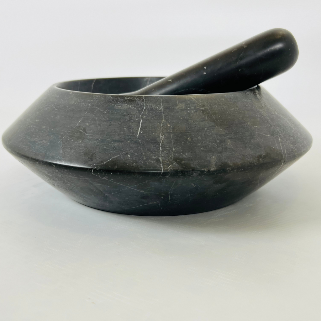 Deep Black Mortar & pestle