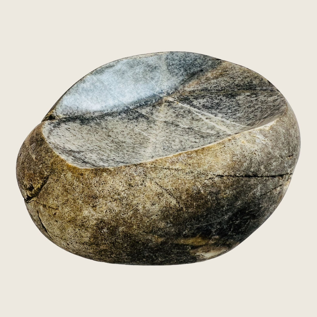 River Stone Pecked Web Soap Dish