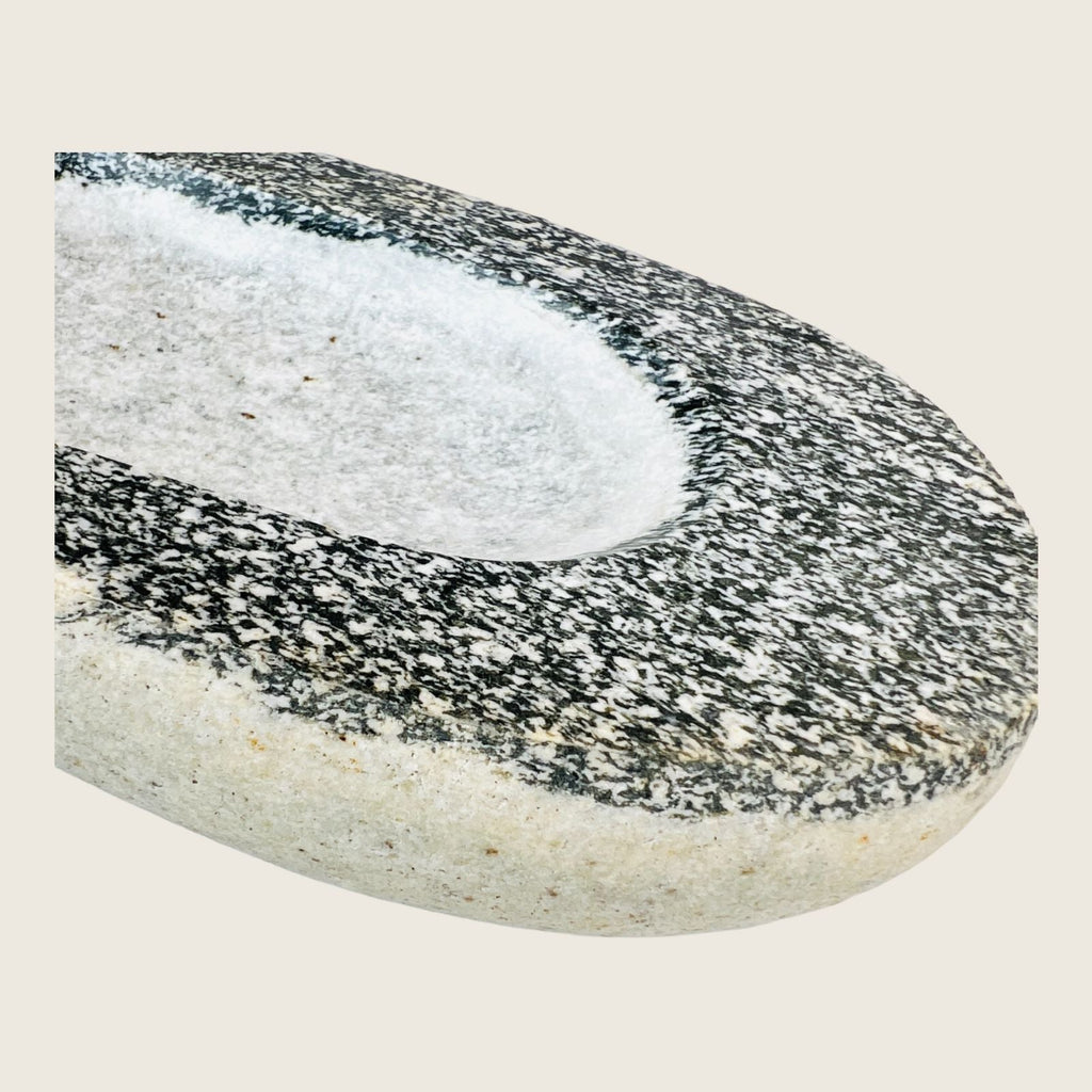 River Stone Pepper Soap Dish